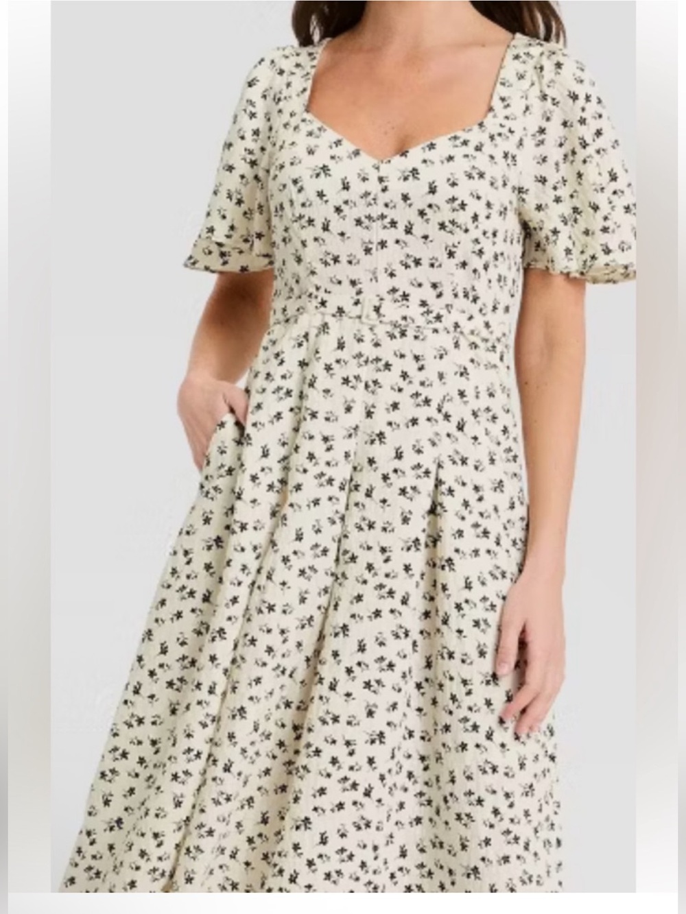 A new day NWT M Cream & black Floral print belted Midi Dress Sweetheart Neckline